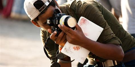 Perspectives in photojournalism: The financial struggle for photojournalists | International ...