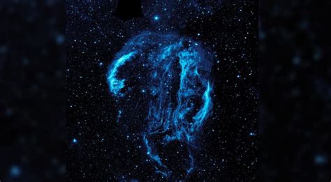 'Wispy blue swirls': NASA shares extraordinary image of Cygnus Loop ...