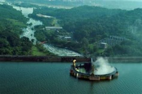 Bendungan Waduk Jatiluhur, Purwakarta, Jawa Barat. | Bendungan Waduk di Indonesia.