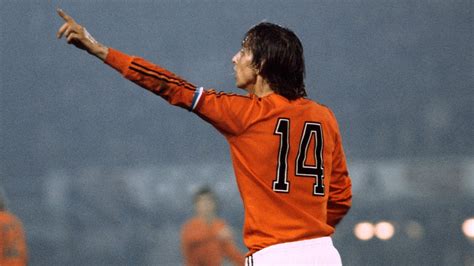 Johan Cruyff Wallpapers - Top Free Johan Cruyff Backgrounds - WallpaperAccess