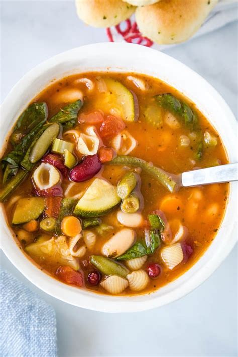 Olive Garden Minestrone Soup Recipe - Food Fanatic