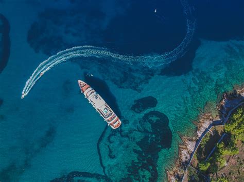 Croatia awaits with luxury charter yacht YOLO | LaptrinhX / News