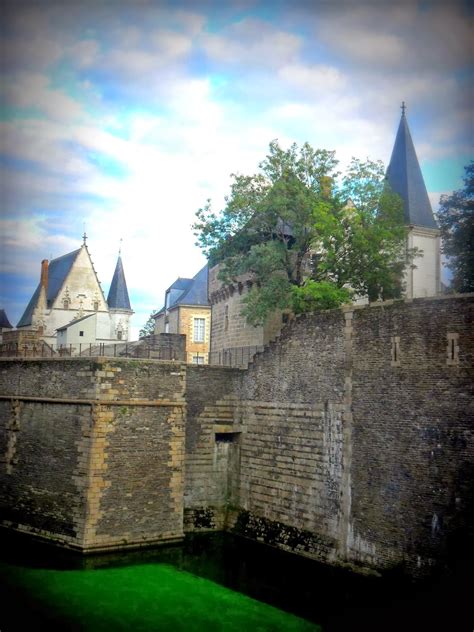 Nantes Castle - Exploring the Castles of the Loire Valley #1 (Visiting ...