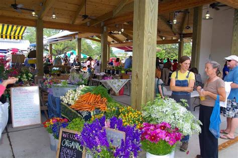 These 30 Photos Will Make You Remember Why You Love Charleston | Charleston farmers market ...