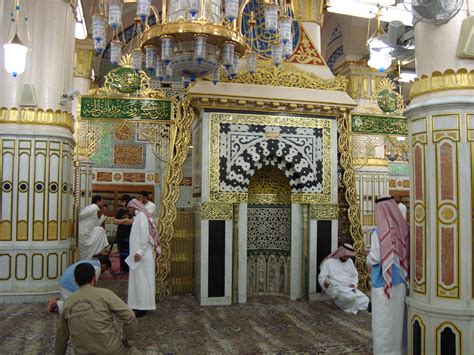 Masjid Nabvi Inside. Prophet Mohammad (peace be upon) Masjid in Madinah ...