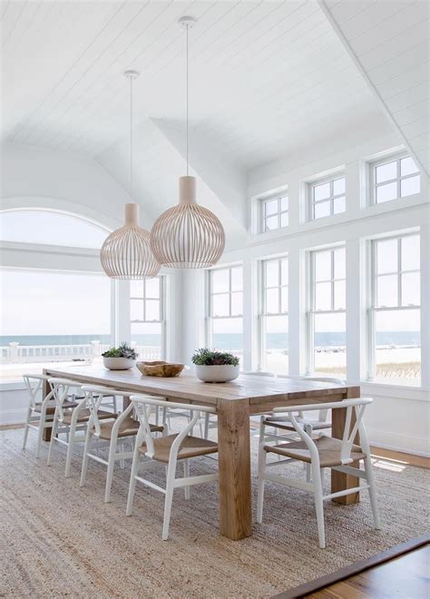 17 Most Inspiring Coastal Dining Rooms