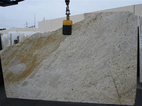 Colonial Cream Granite 2cm Block 1134 | 2 slabs @ 120x71 | Arizona Tile Anaheim | Flickr