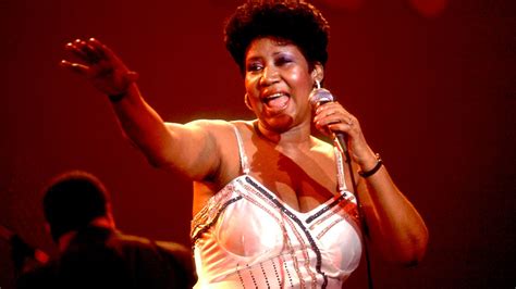 Fantasia Honors Aretha Franklin at Grammys With Performance