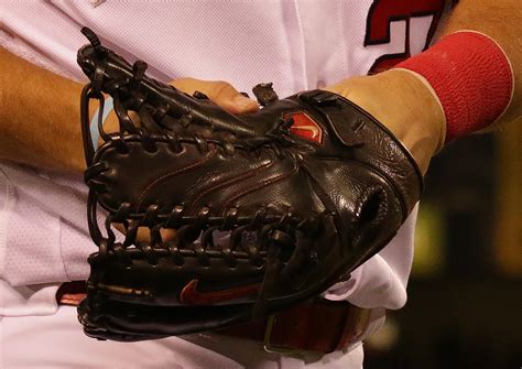 What Pros Wear: Mike Trout’s Nike Diamond Elite Pro II Glove - What ...