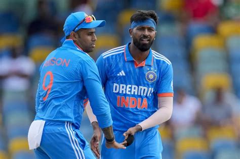 Hardik Pandya Sends A Message To Rohit Sharma About His Bowling In Preparation For World Cup ...