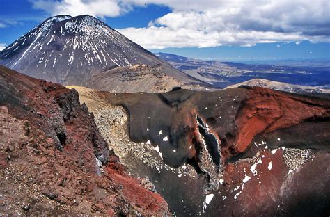 Hiking Tongariro National Park New Zealand | Hiking Biking Adventures