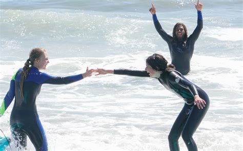 El Porto Surf Lessons at Manhattan Beach | Learn To Surf LA