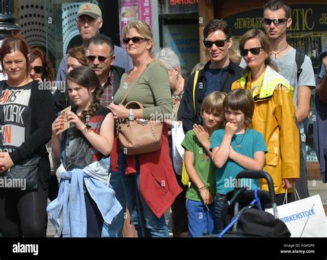 Cillian Murphy, wife Yvonne and their sons Malachy and Aran watch Stock ...