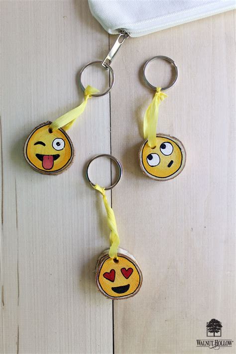 DIY Emoji Key Chains | Keychain, Diy, Emoji party