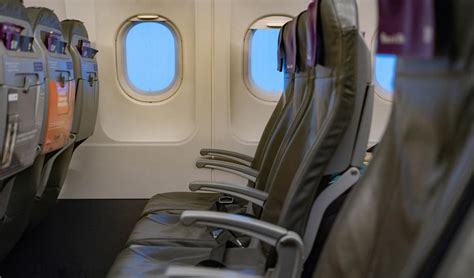 Tips for Staying Comfortable During a Long Flight | CIE Tours