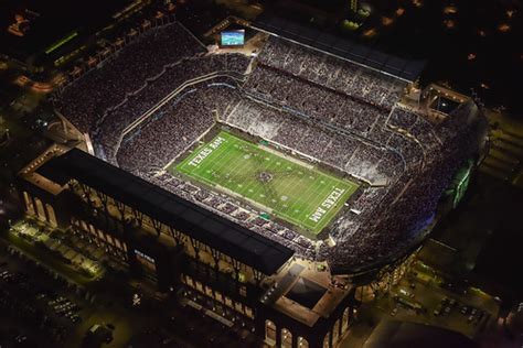 Kyle Field at Night | The Fightin' Texas Aggie Band performs… | Flickr