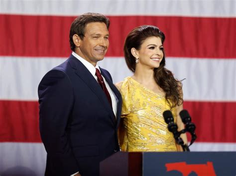 Ron DeSantis wife, Casey DeSantis, just started campaigning alongside ...