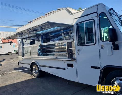 23' Chevrolet Step Van Food Truck / Used Mobile Kitchen with Pro Fire for Sale in California!