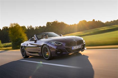 2024 BMW Z4 features handbook transmission in US - Automobile-europe