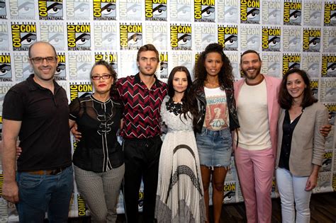 Siren TV Series: Eline Powell and Alex Roe Preview Season 2