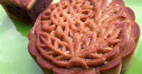 Traditional Mooncake with Red Bean paste by zoey-thermotiam. A Thermomix ® recipe in the ...