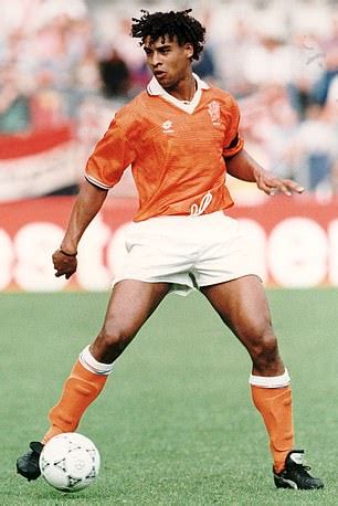 Why has Frank Rijkaard disappeared from football? | USA SportsRadar