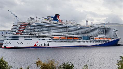 Carnival Cruise Line Takes Delivery of Its Massive New Ship