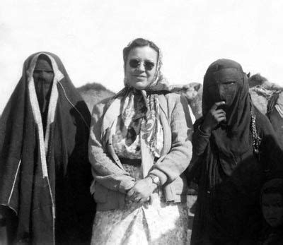 An American woman in Saudi Arabia,1951. A photo with two bedouin women ...