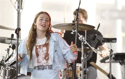 Best Maggie Rogers Songs | POPSUGAR Entertainment