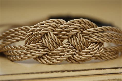 Gold Decorative Rope Knots : How to Tie Decorative Rope Knots – Design ...