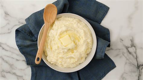 Big Martha's Mashed Potatoes with Cream Cheese - Martha Stewart | Cream cheese potatoes, Mashed ...