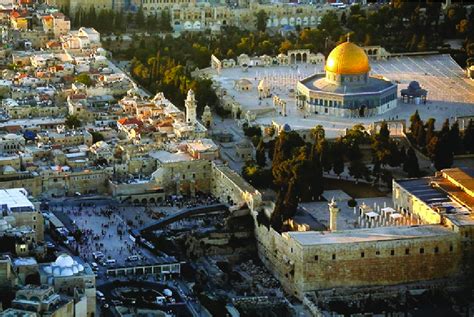 1 Aerial view of the Temple Mount/Haram al-Sharif | Download Scientific ...