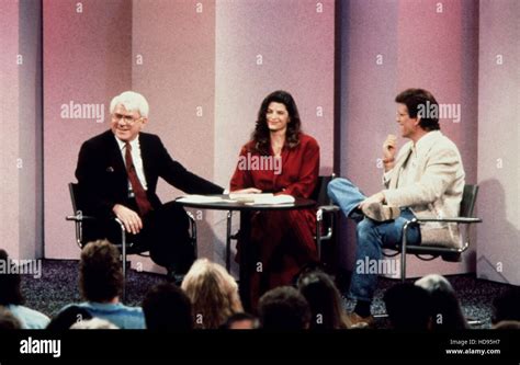 DONAHUE (aka THE PHIL DONAHUE SHOW), von links: Phil Donahue, Kirstie ...