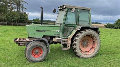 North Yorks farm’s six Fendt tractors clock up 97,000 hours - Farmers ...