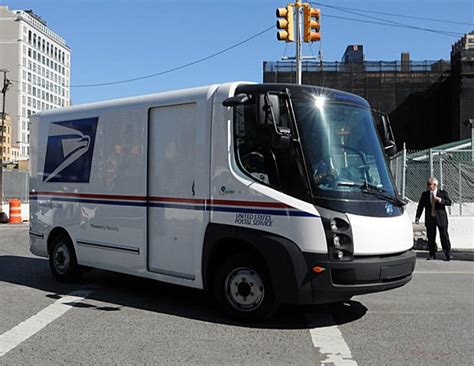 USPS Looking for the Delivery Van of the Future