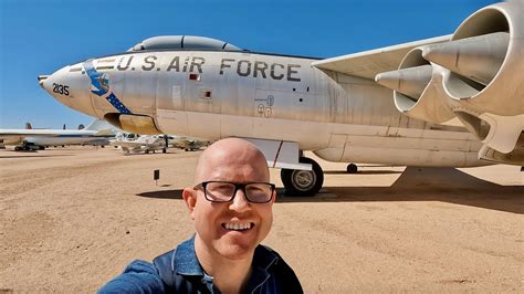 Tour around a Boeing B-47 Stratojet - SAC's revolutionary nuclear ...