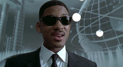 Ray-Ban Predator Sunglasses With Black Frame Worn By Will Smith In Men In Black (1997)