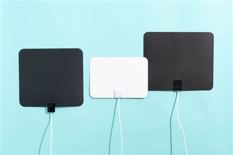 13 Best Digital Indoor TV Antenna for 2023 | Robots.net