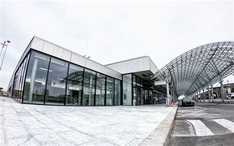 Linz Airport - ASCHL | 1A Edelstahl GmbH