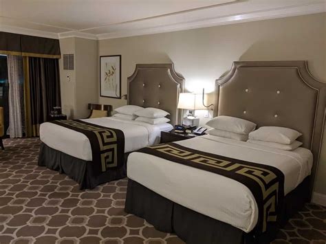 Caesars Palace Octavius Room Review | SingleFlyer