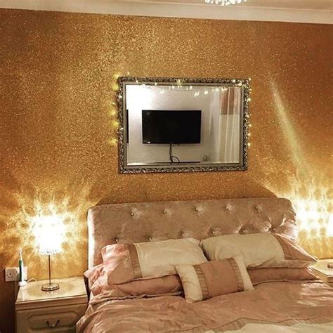 35 Lovely Glitter Wall Paint Ideas For Beautiful Bedroom | Glitter bedroom, Glitter accent wall ...