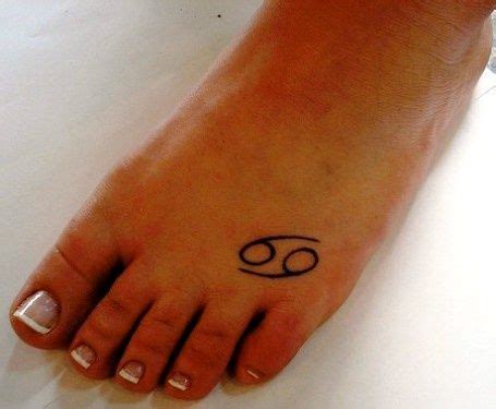 Zodiac Tattoo... totally thought it was a 69 symbol... Cancer Tattoos, Zodiac Tattoos, Best ...