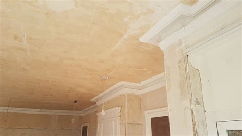 Lath and plaster lime ceiling repair - skim with gypsum? | DIYnot Forums