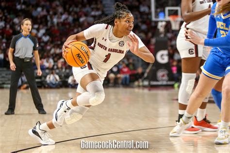 South Carolina women's basketball: Zia Cooke helps the Gamecocks ...