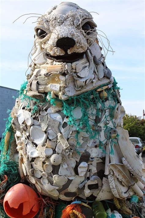 Art Made From Trash Found on Beach | Amusing Planet | Trash art, Environmental art, Street art