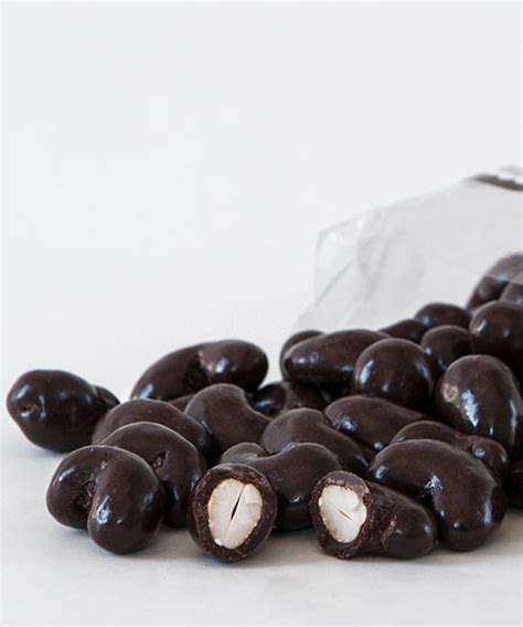 Dark Chocolate Cashews - Sweet Temptations