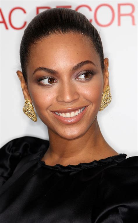 Beyonce at the Cadillac Records Premiere - Beyonce Photo (3063446) - Fanpop