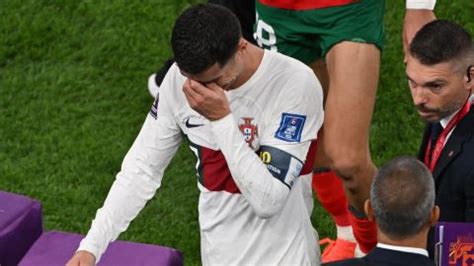 Cristiano Ronaldo leaves World Cup in tears as chances to win title are ...