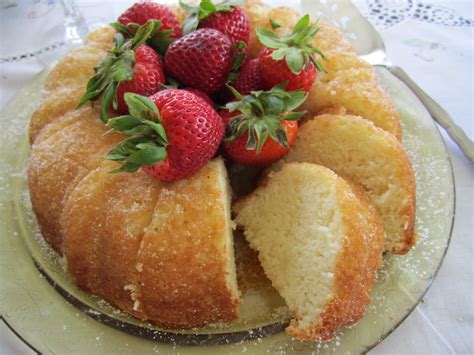 The Irish Mother: Egg Whites Cake