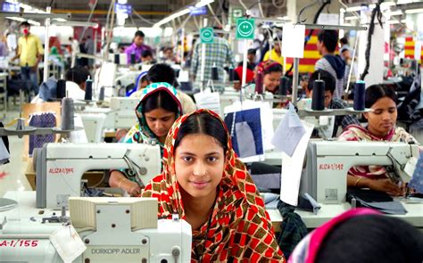 3 Organizations Helping Garment Workers in Bangladesh - BORGEN